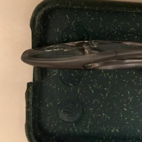 Pela GREEN SUMMIT iPhone XR Case and Nanette Lepore iPhone XR Glitter Case - Picture 7 of 11